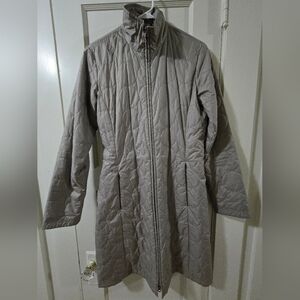 GUC Women's Lightweight Patagonia Puffer, Size Medium